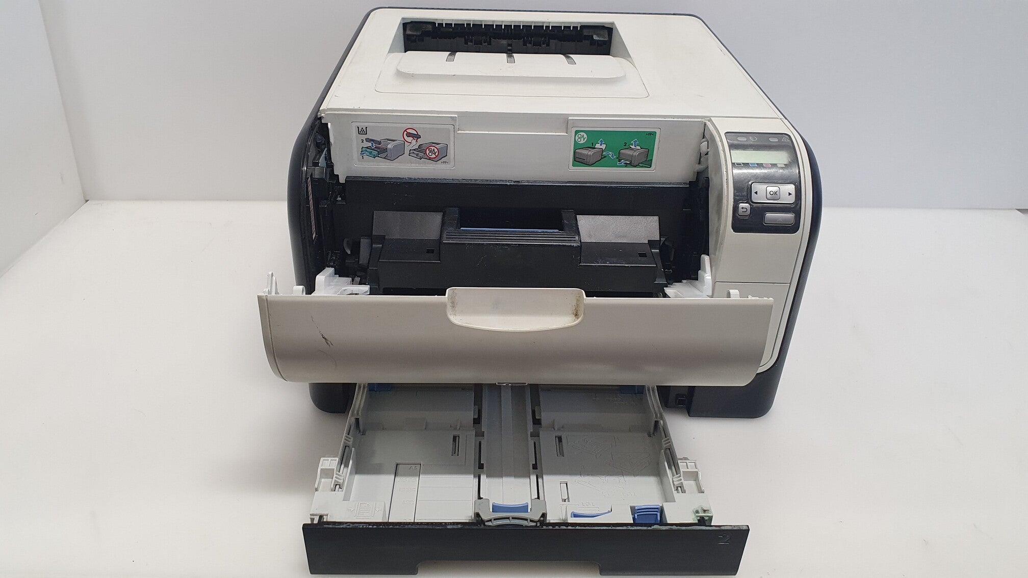 HP LaserJet CP1525n Color Printer - 13K copies