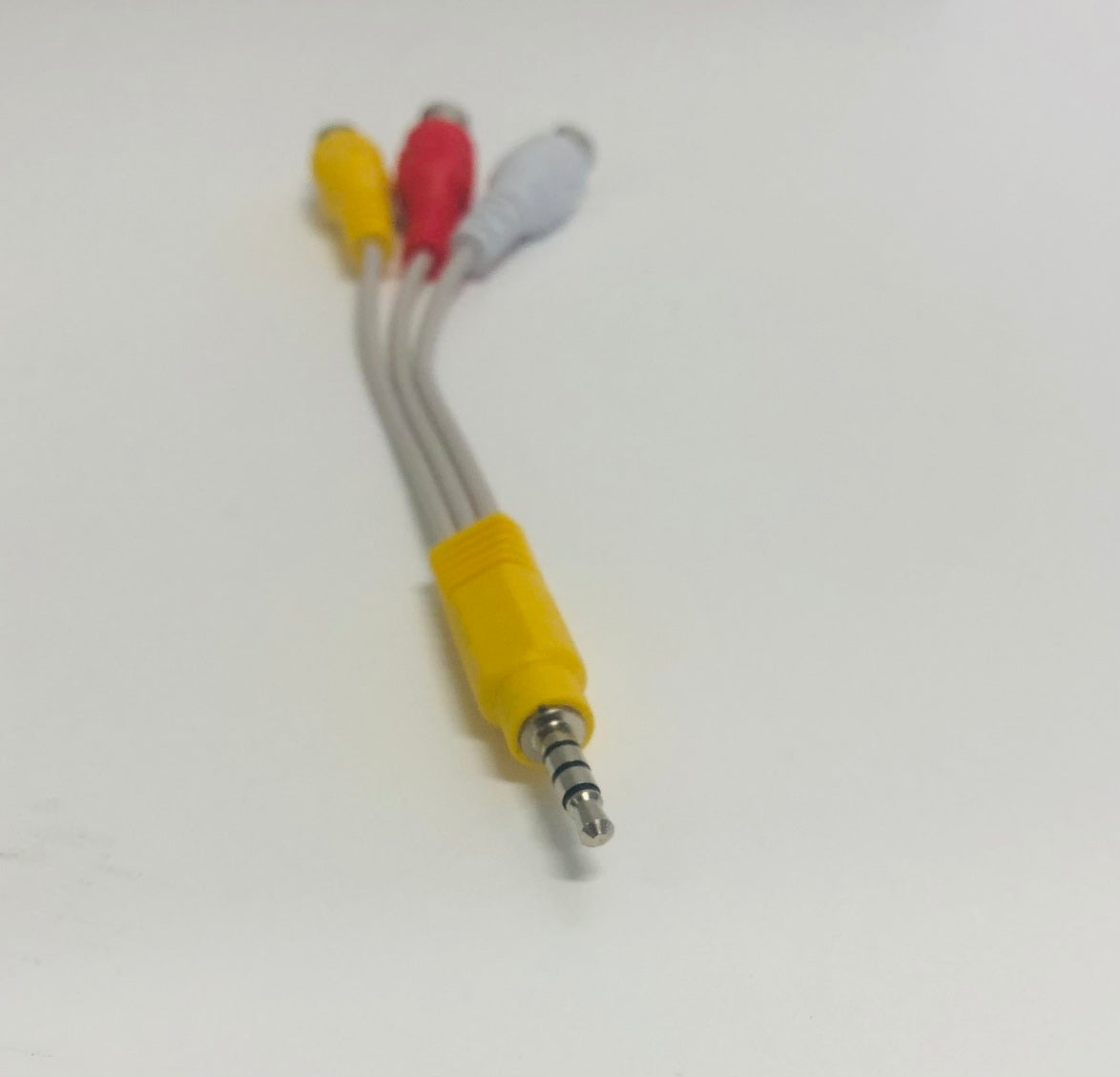 Audio Video AV AUX to RCA Mini Composite Adapter Jack Cable