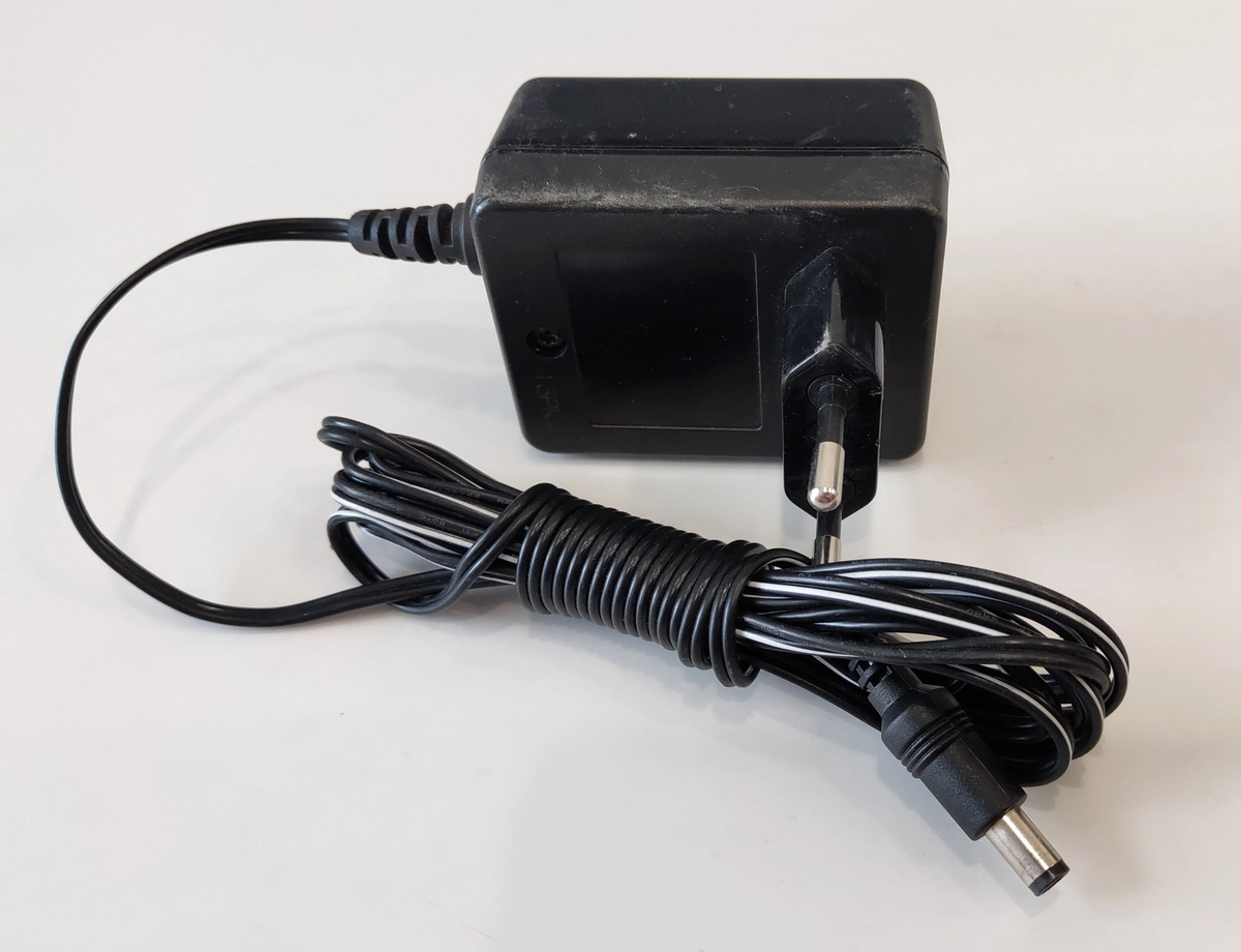 YAMAHA PA-150A 12v-1.5a adapter
