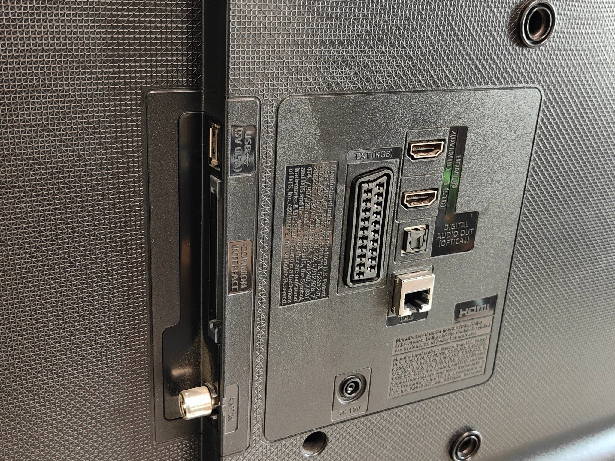 Samsung UE32J4505AK 32-inch LED TV