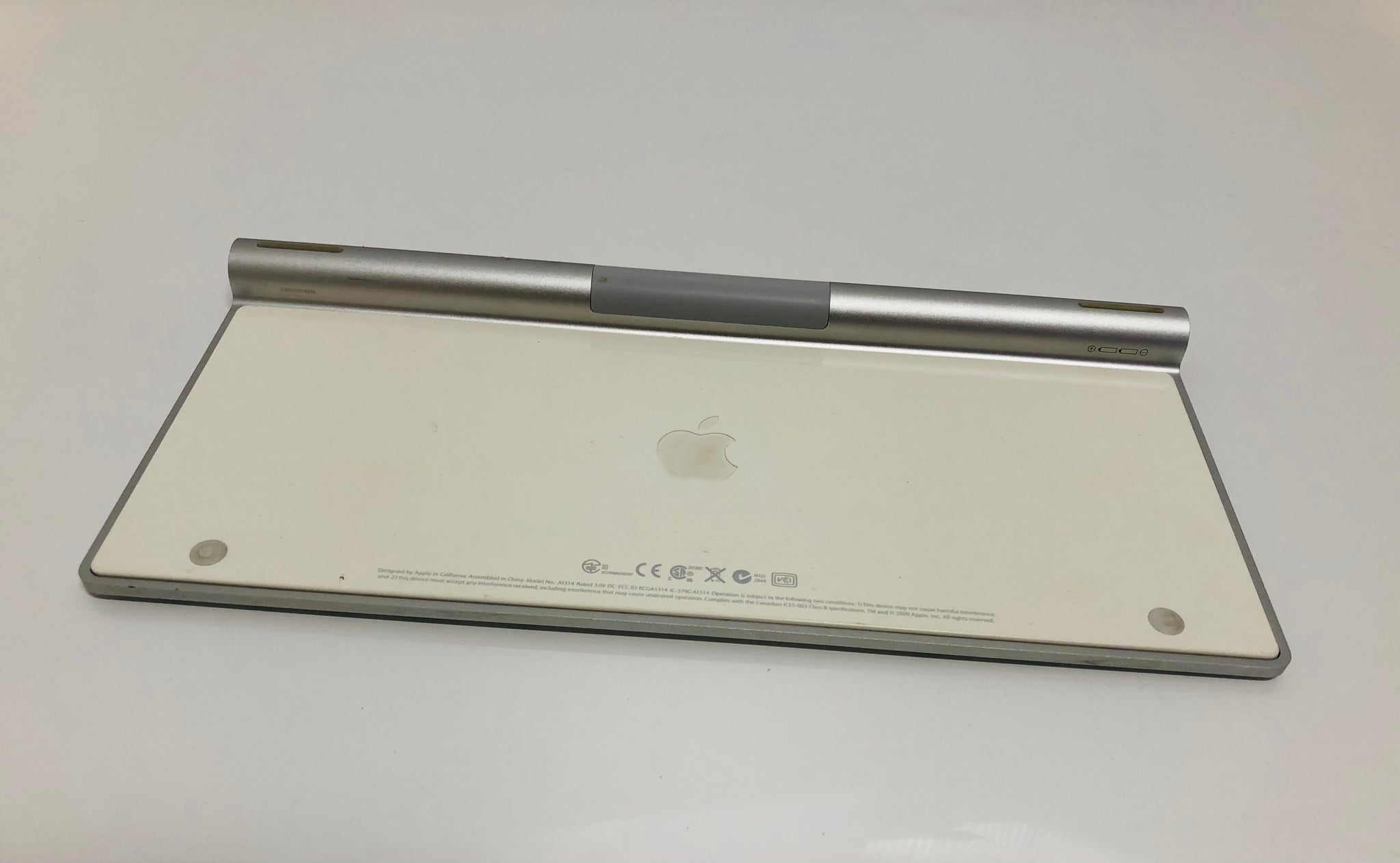 Apple A1314 Wireless Keyboard