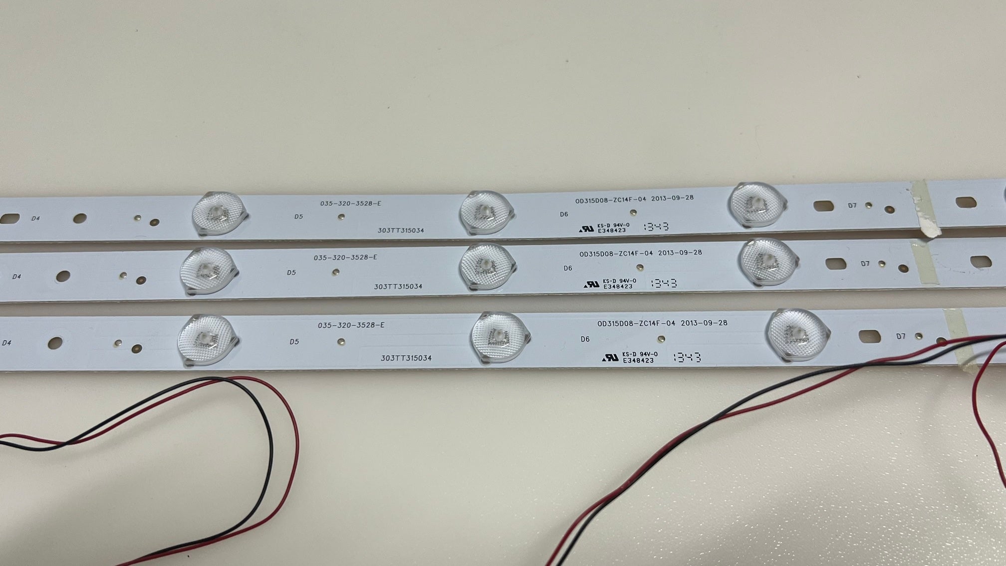 LED backlights 303TT315034 for DUAL DL-TDL32R1-003