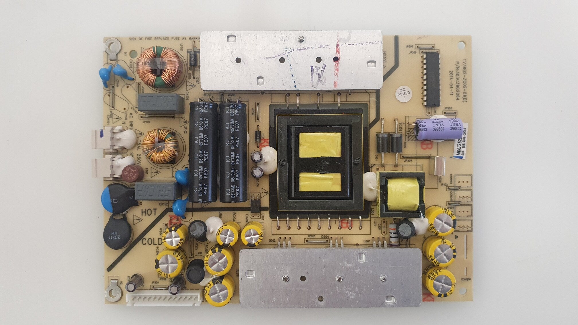 TV3902-ZC02-01(D) 303C3902064 power supply TCL LE40D8810 (defective - for spare parts)