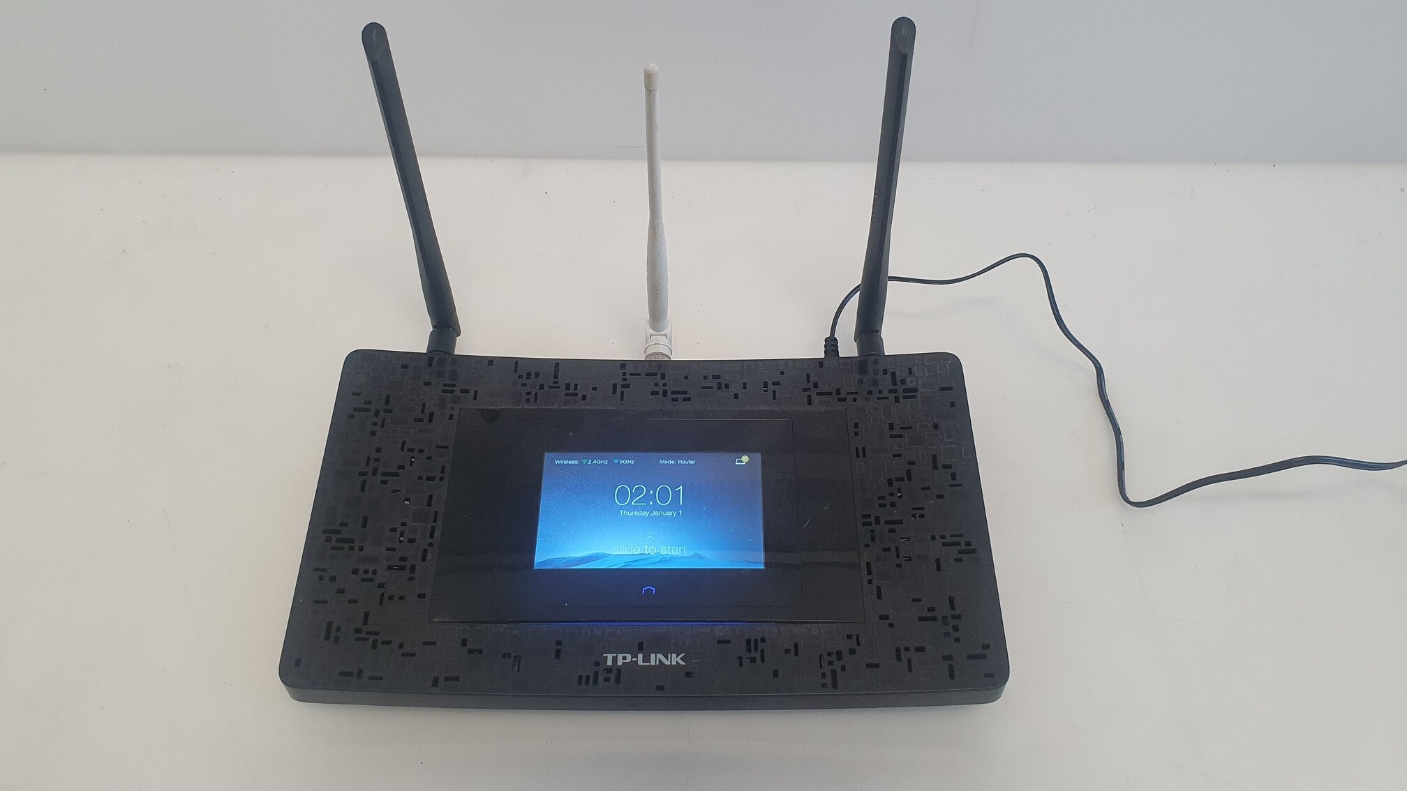 TP-Link Touch P5 AC1900 Touch Screen Wi-Fi Gigabit Router