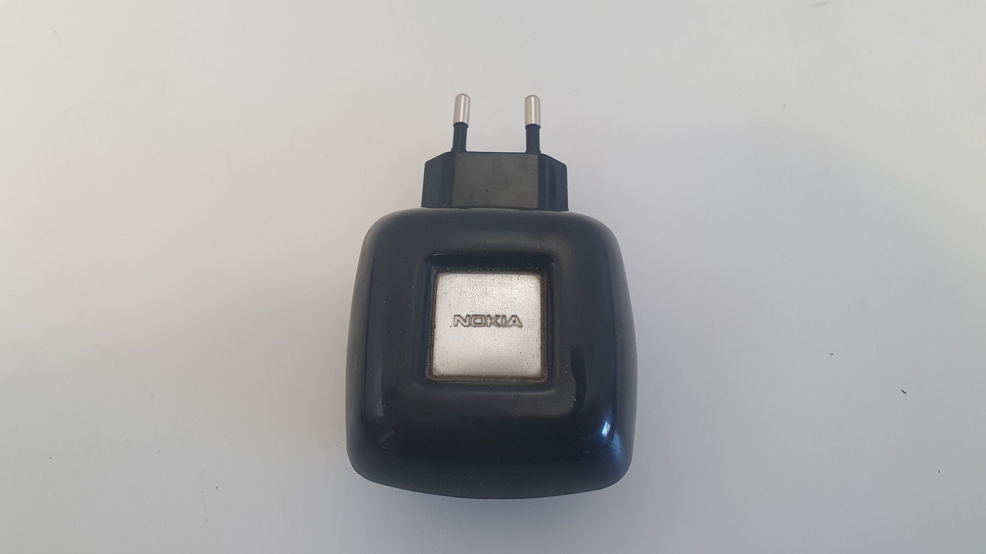 Nokia AC-1E AC Adapter – 5.7V