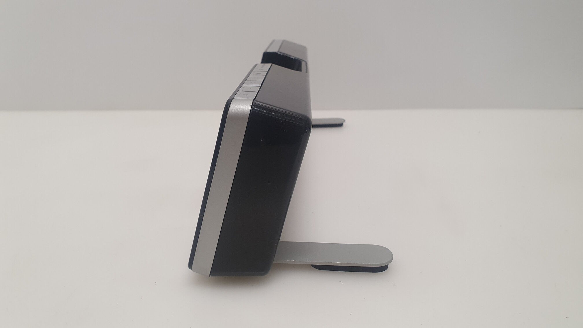 Logitech Pure-Fi Anywhere 2 compact portable speaker system