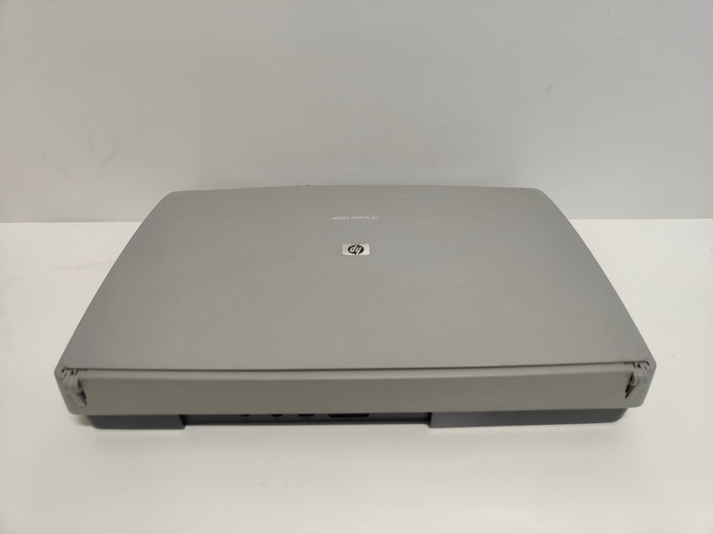 HP ScanJet 5590P – High-Performance Flatbed Scanner