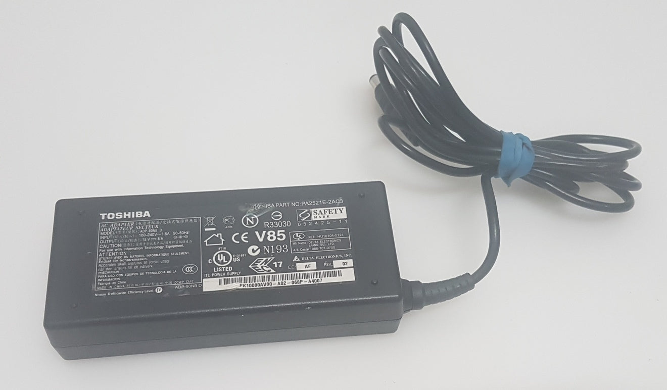 Toshiba ADP-90NB 90W AC adapter