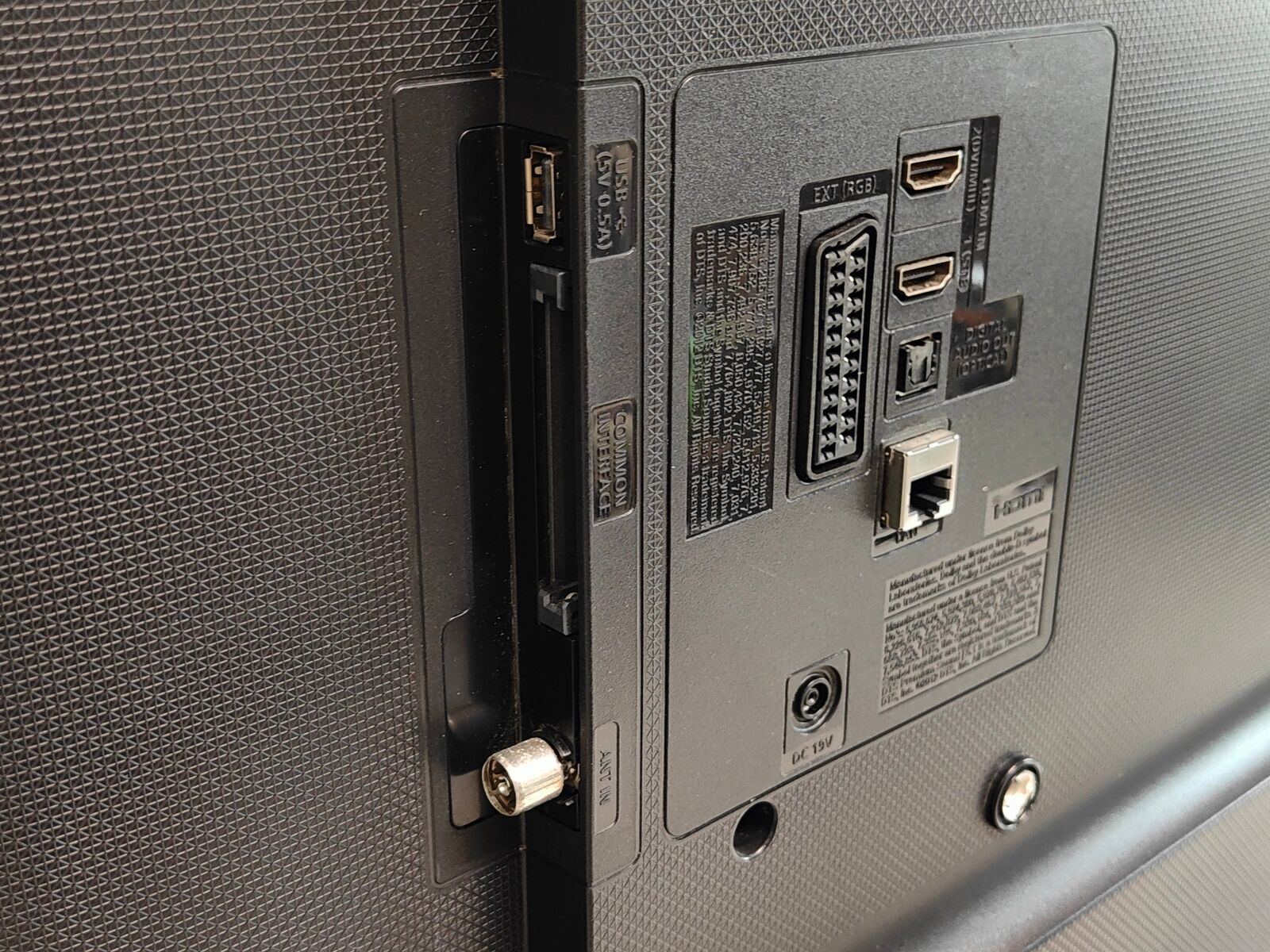 Samsung UE32J4505AK 81.3 cm (32