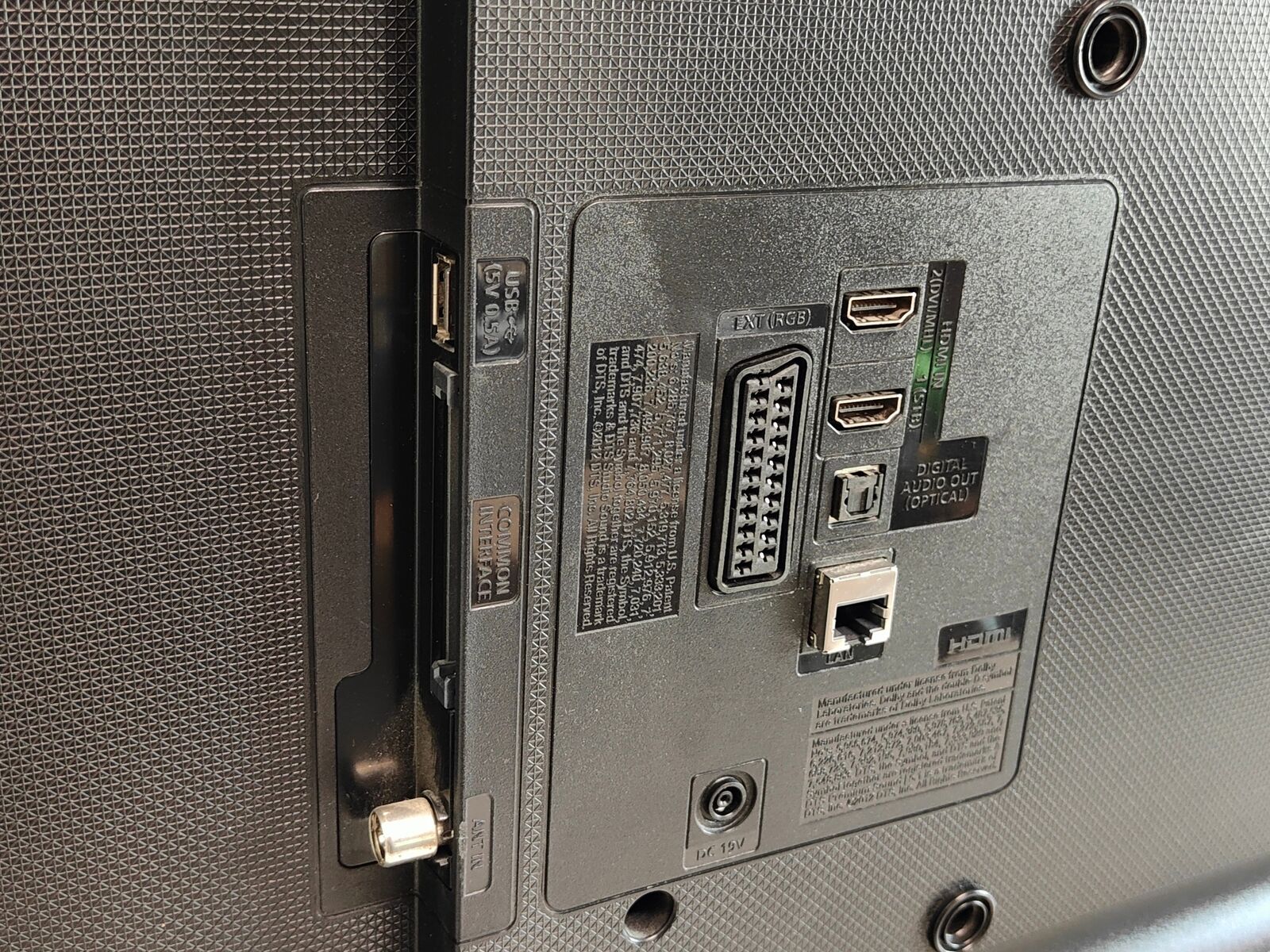 Samsung UE32J4505AK 81.3 cm (32