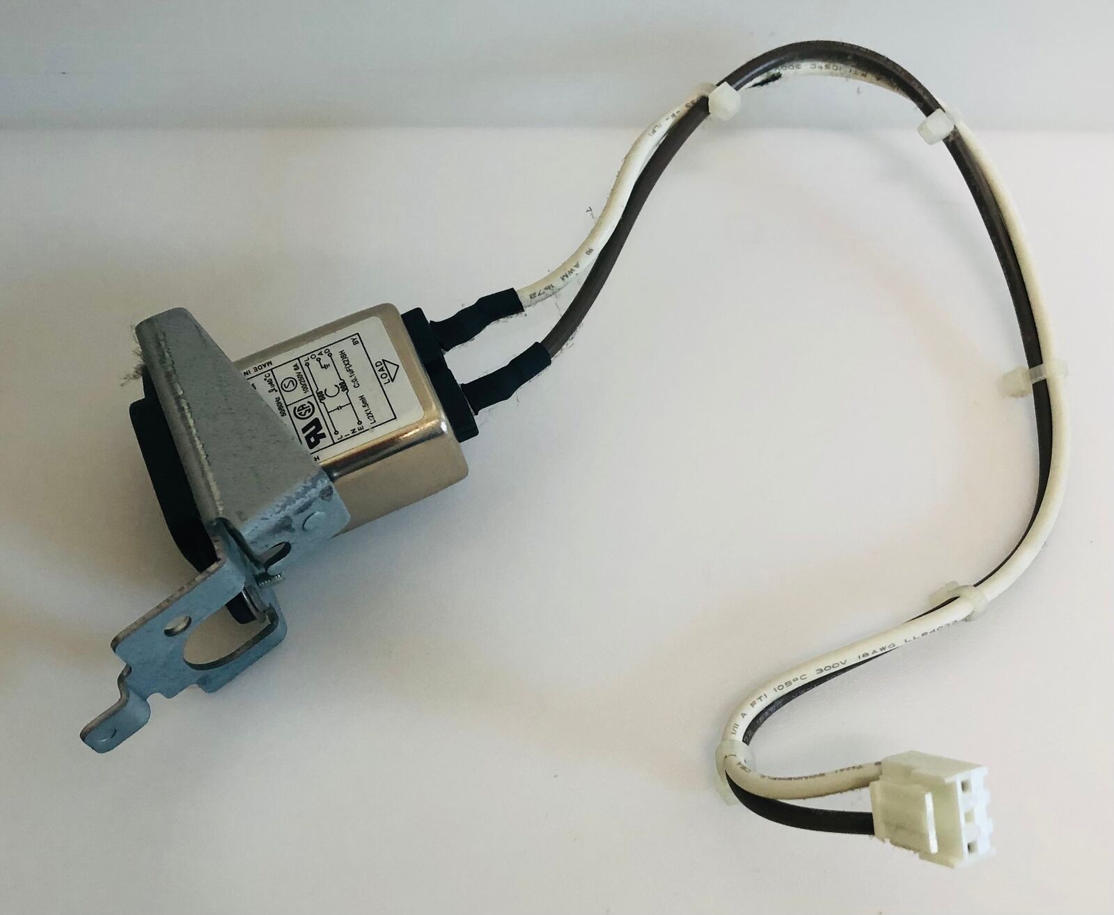 1-821-909-11 NOISE FILTER - SONY KDL-40L4000
