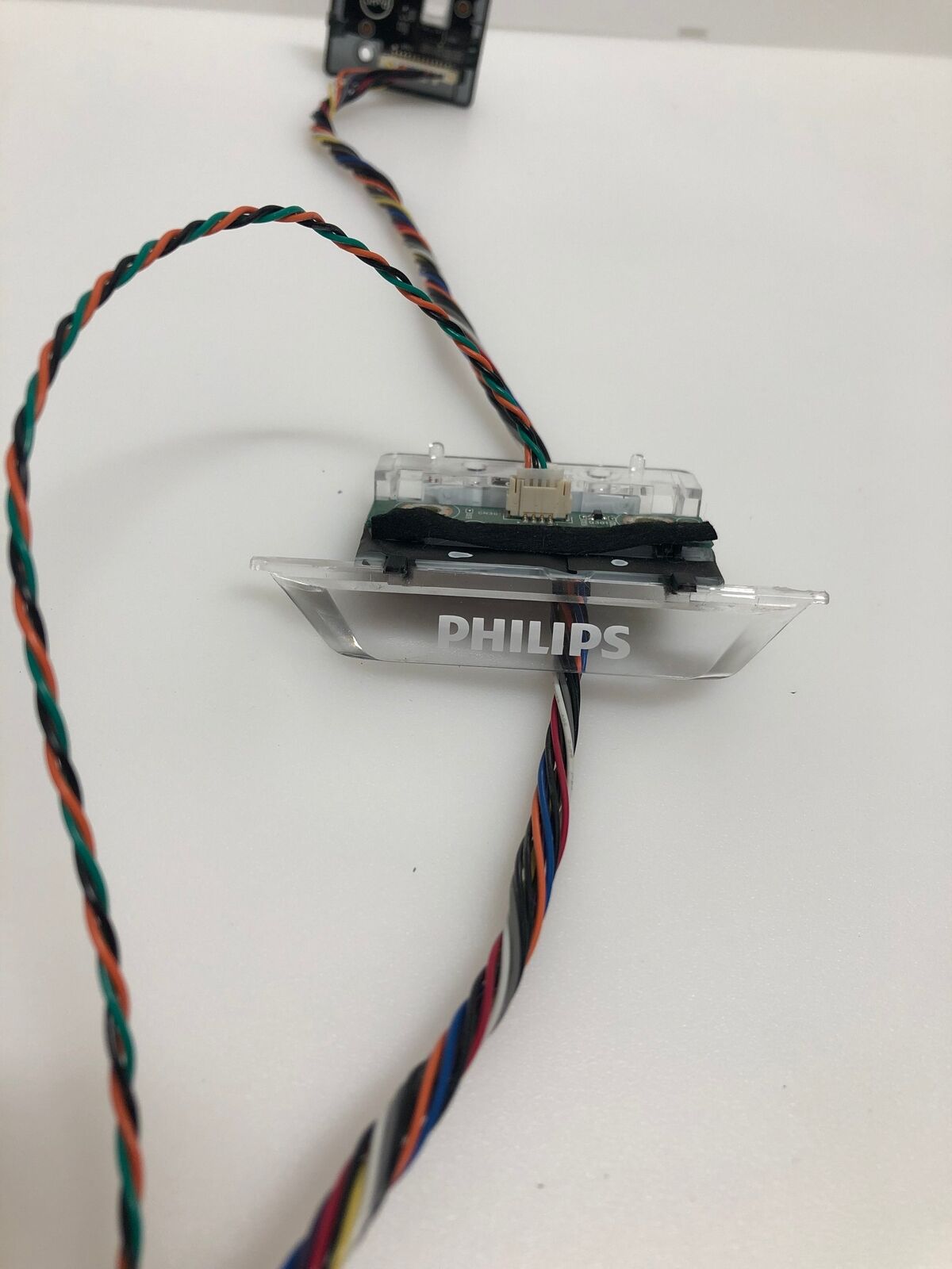 715G8009-R01-000-004Y IR SENSOR & LOGO BACKLIGHT - PHILIPS 43PUS7202/12
