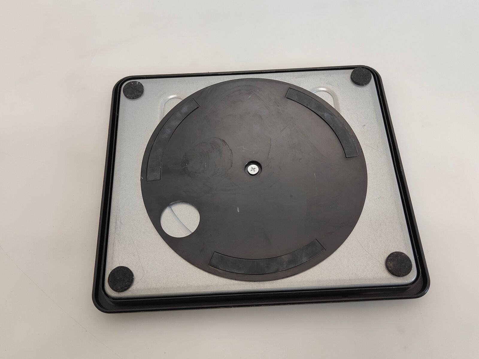 STAND BOTTOM AOC Q24P2Q Model – Q24P2