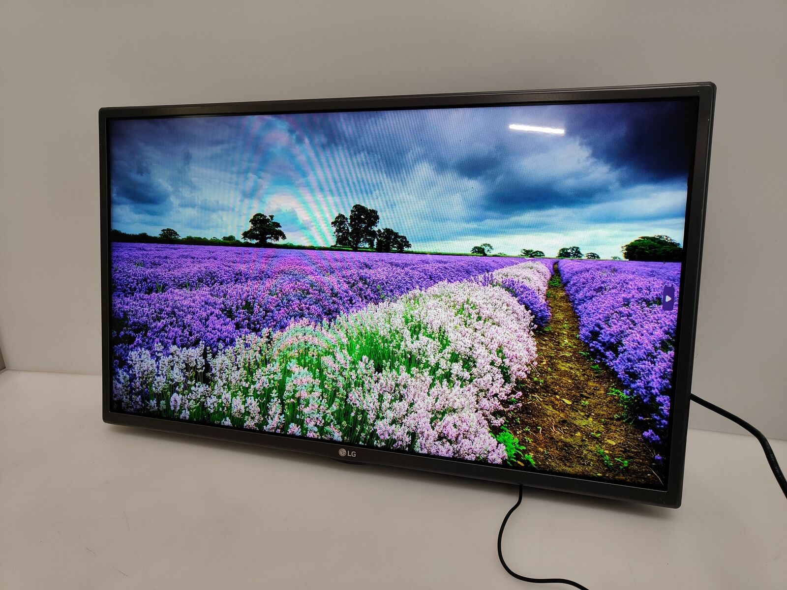 LG 32LF510U TV 81.3 cm (32