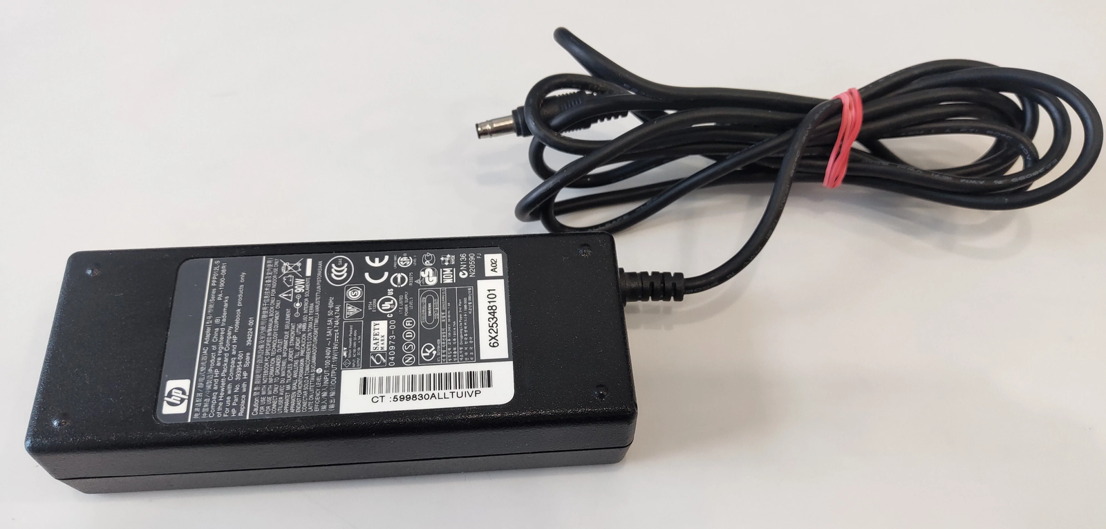 HP 393954-001 19V-4.74A (90w) power supply