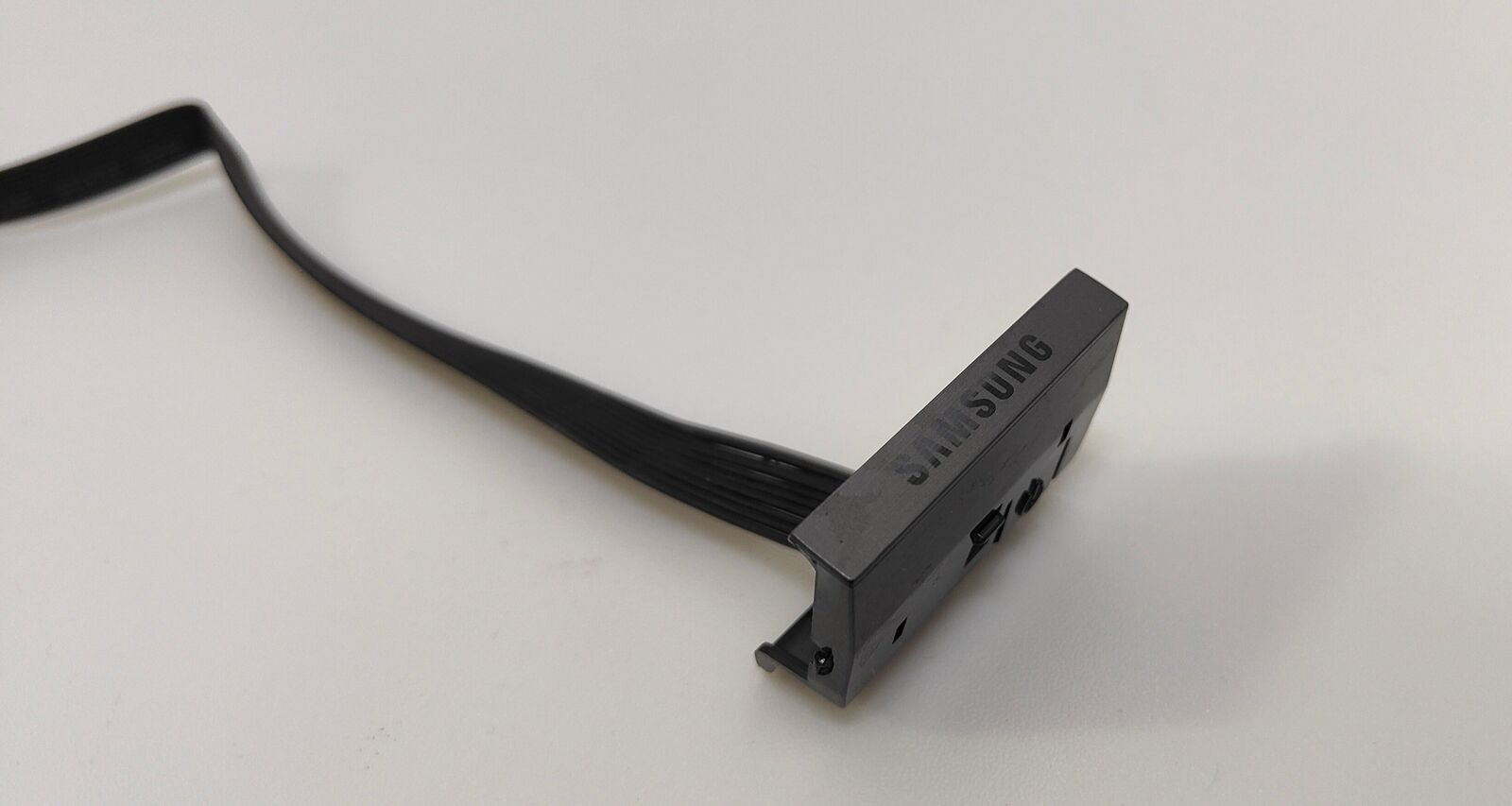 IR SENSOR SAMSUNG UE50RU7172U
