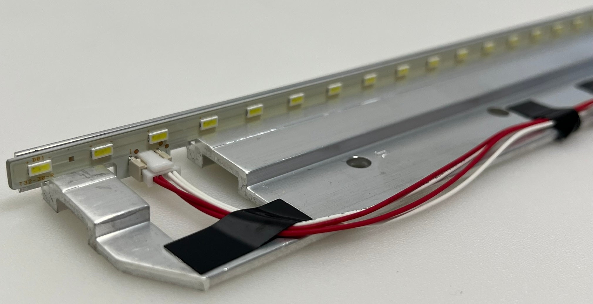 74.32T41.001-0-DX1 LED FOR Sony KDL-32W706B
