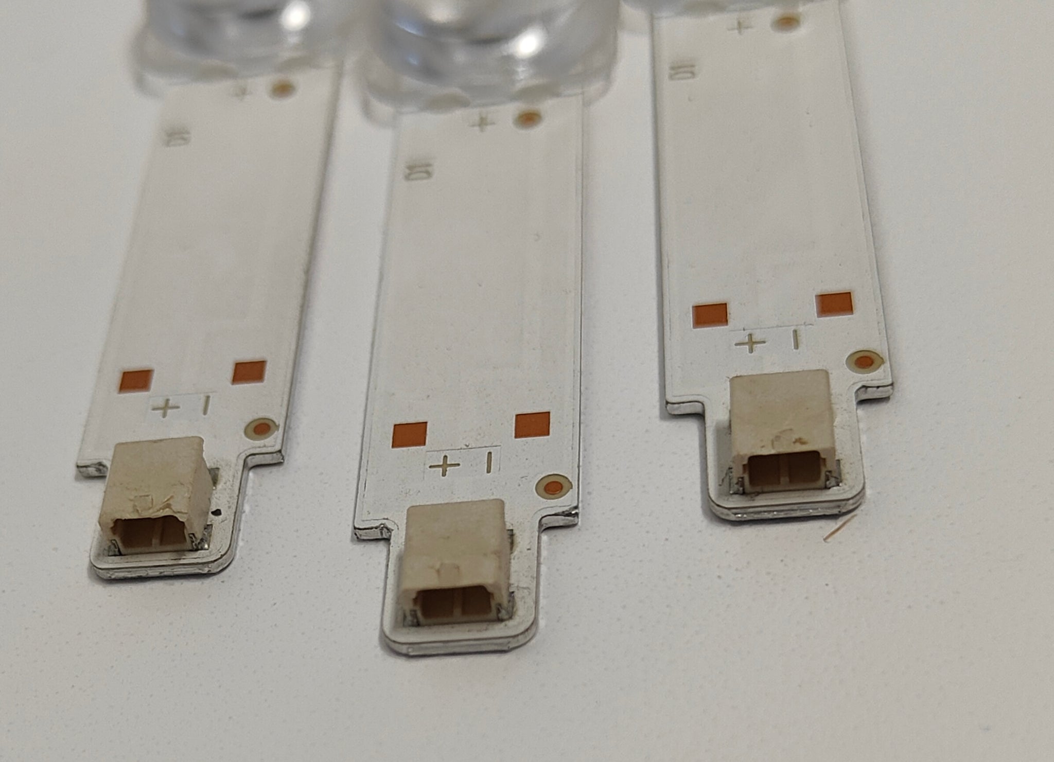 Samsung LED Backlights 261501010092 HBH-L1 94V-0 E493461 2044