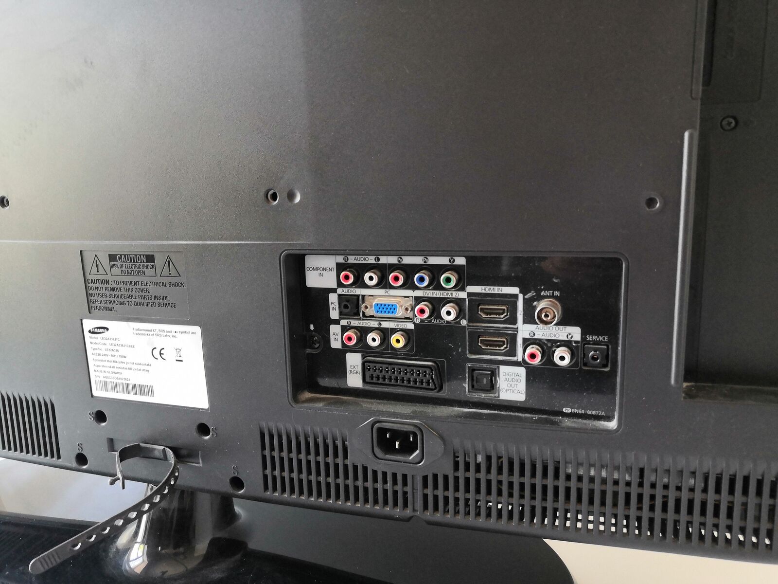 Samsung LA32A336J1C 32-inch LCD TV