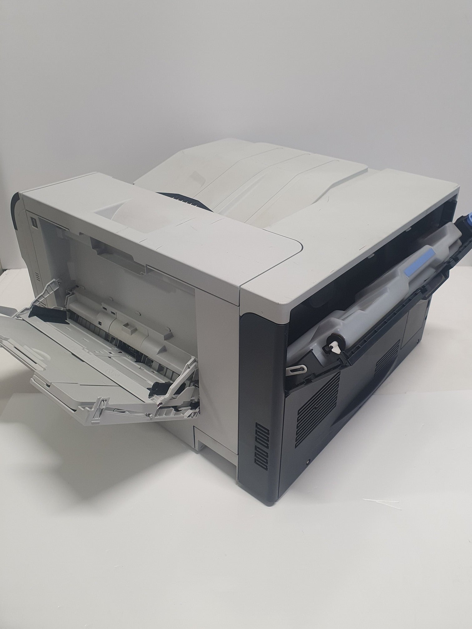 HP Color LaserJet Professional CP5225dn Printer - 43K copies