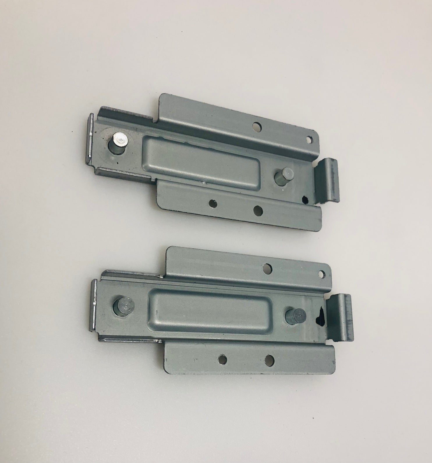 BN61-15470A bracket-stand link for Samsung QE49Q60RAT