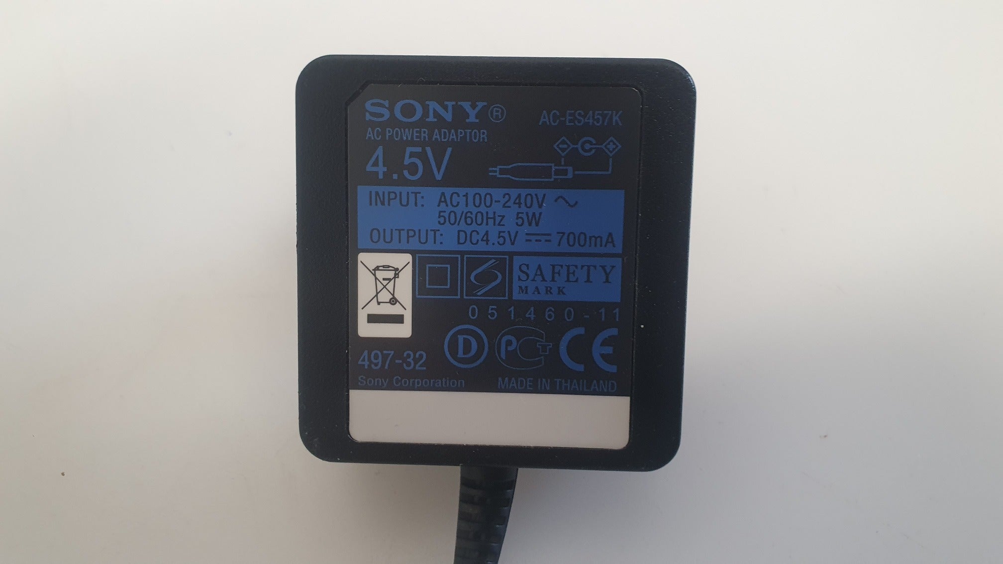 Sony AC-ES457K AC Adapter – 4.5V 700mA