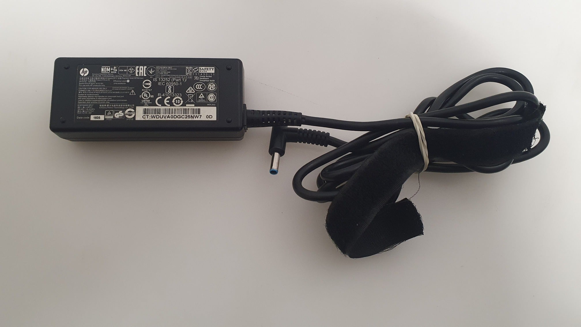 HP 740015-002 (HSTNN-CA40) AC Adapter