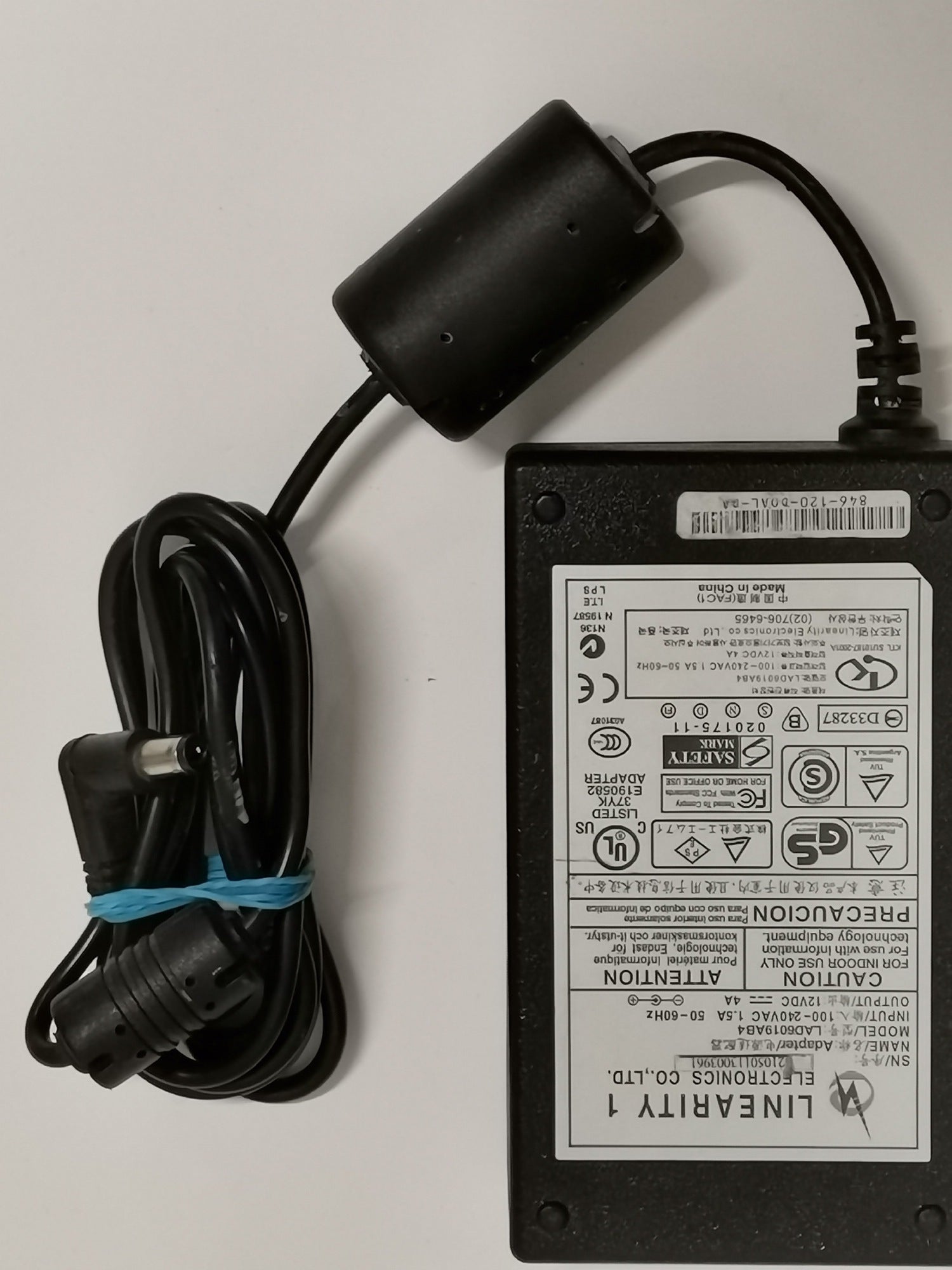 LINEARITY 1 LAD6019AB4 12V-4A adapter