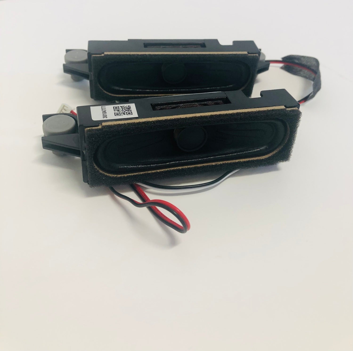 30104777 speakers 5W - Telefunken C32H540A