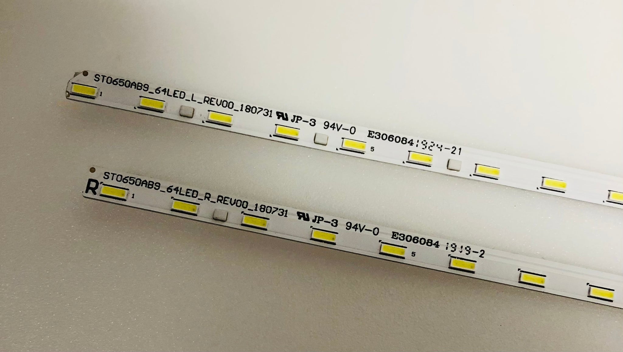 ST0650AB9_64LED_L_REV00_180731 ST0650AB9_64LED_R_REV00_180731 LED BACKLIGHTS - SONY KD-65XG8577