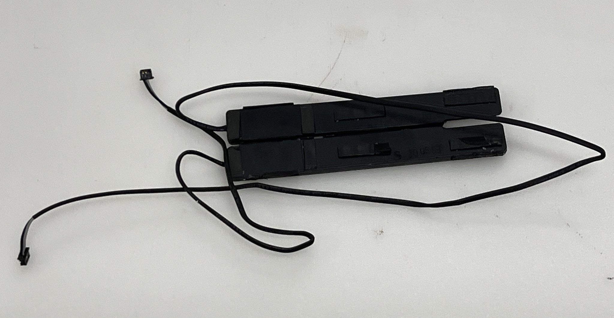 SMALL SPEAKERS LEFT/RIGHT for APPLE CINEMA A1267