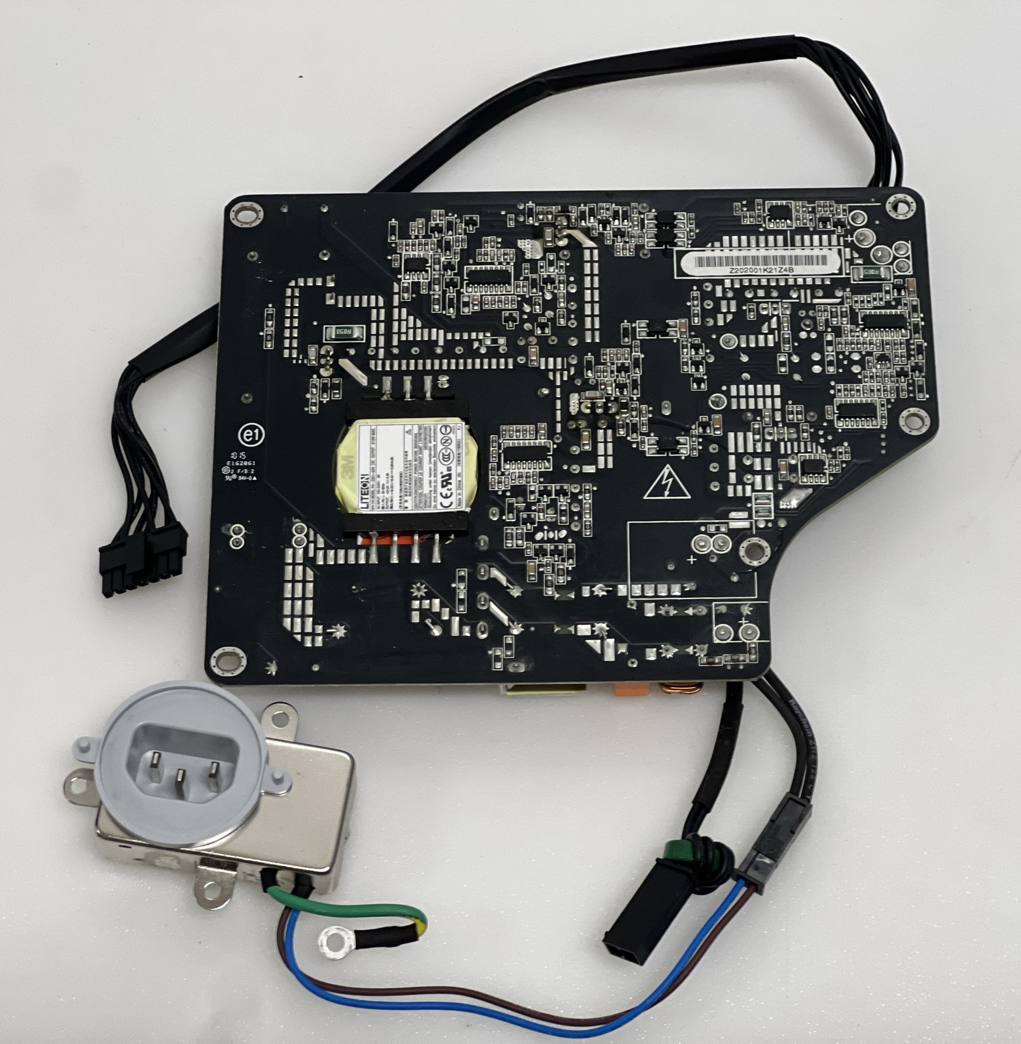 POWER SUPPLY PA-2201-02A for APPLE CINEMA A1267