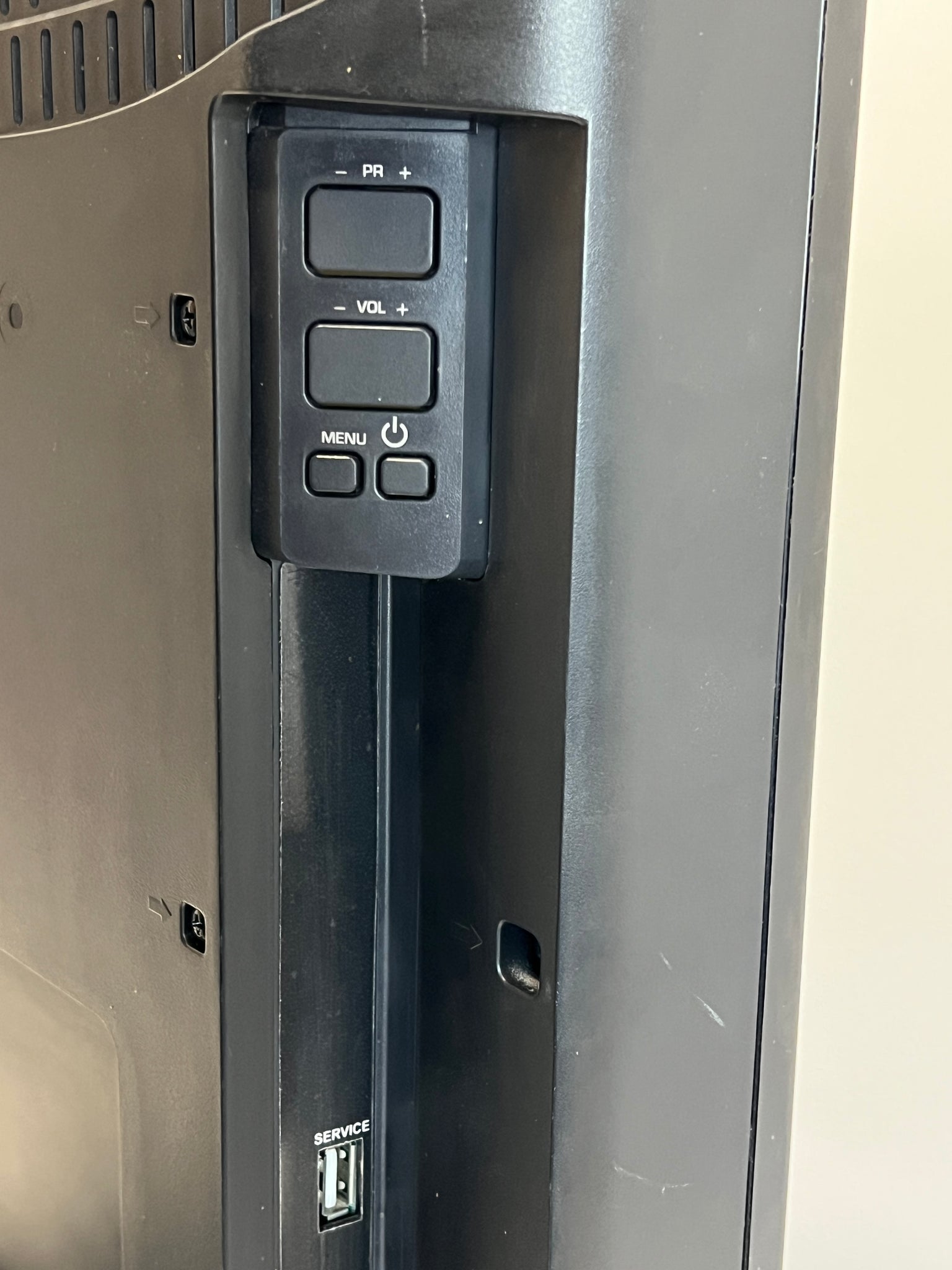 Thomson 32HS2040C – 32″ HD LED TV, 1366×768