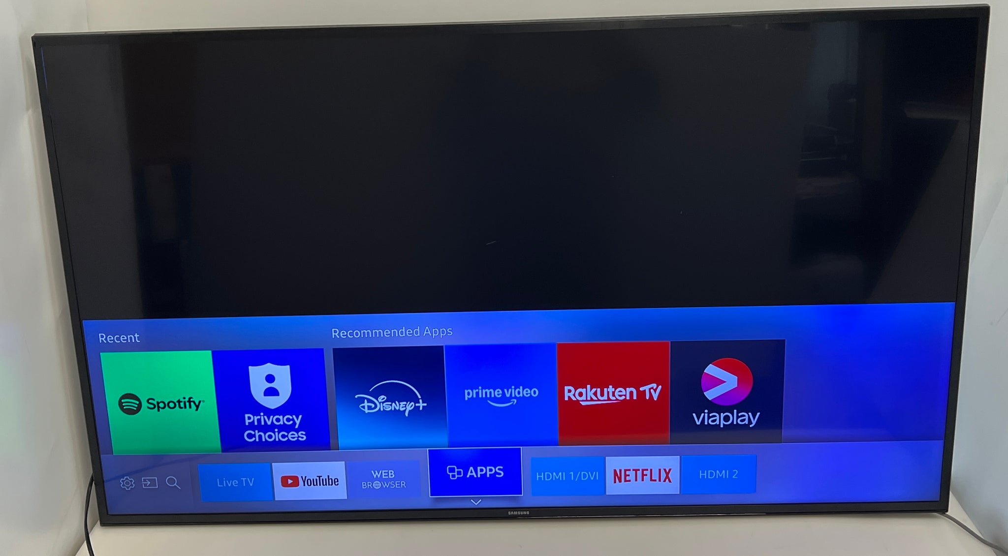 Samsung UE55KU6075U – 55″ 4K UHD Smart TV