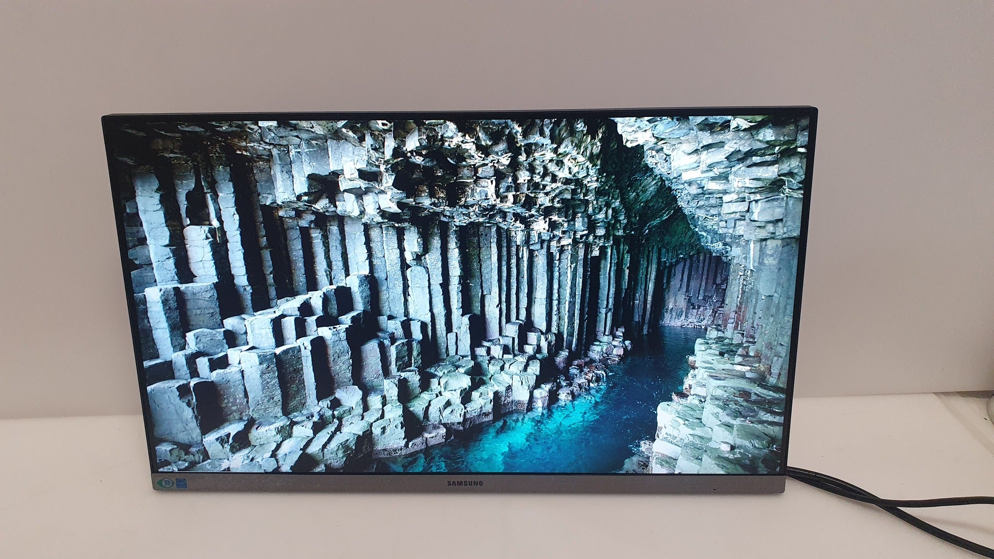 Samsung S24R650FDU – 23.8