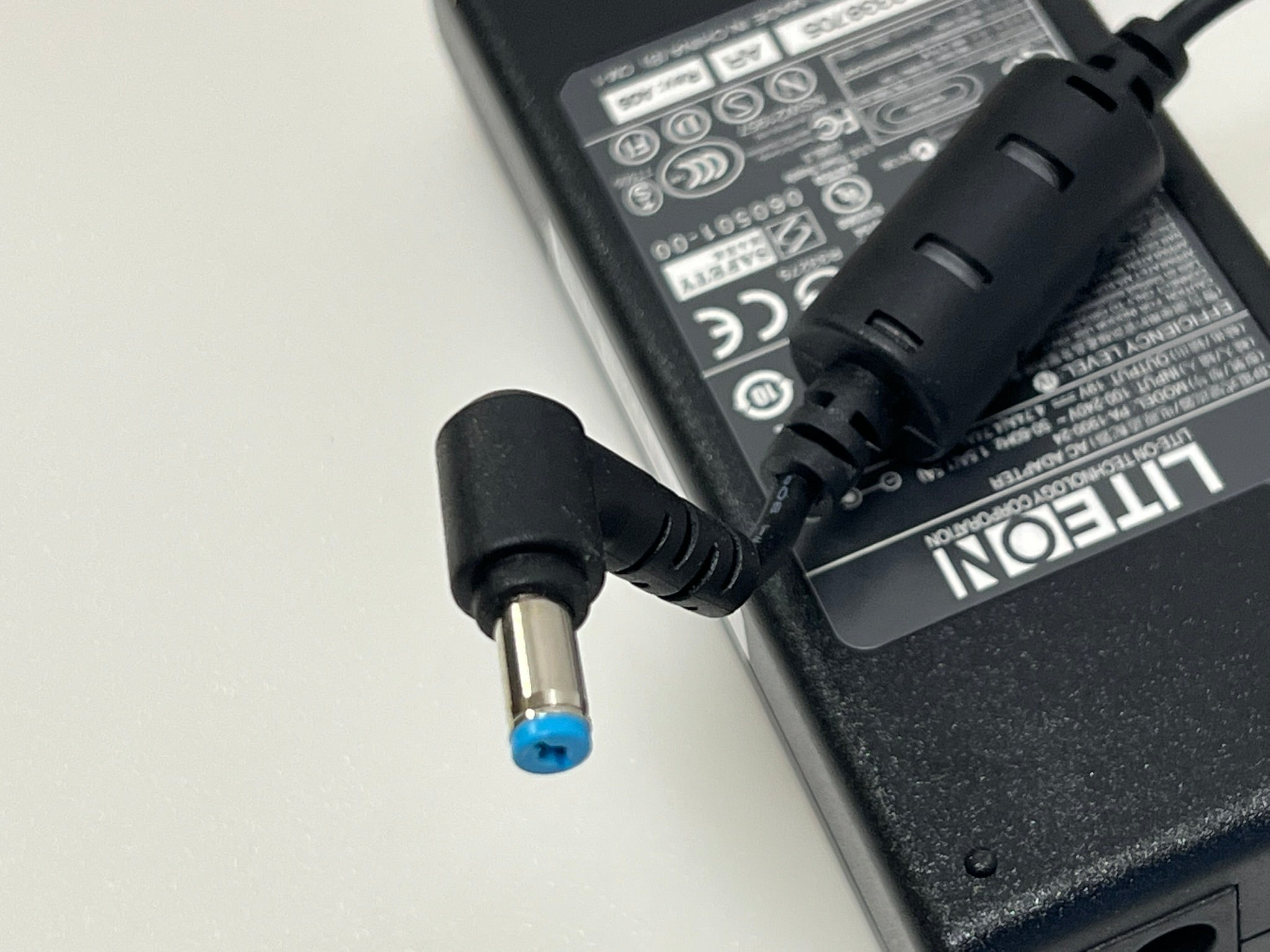 LITEON Adapter Charger 19V 4,74A PA-1900-24