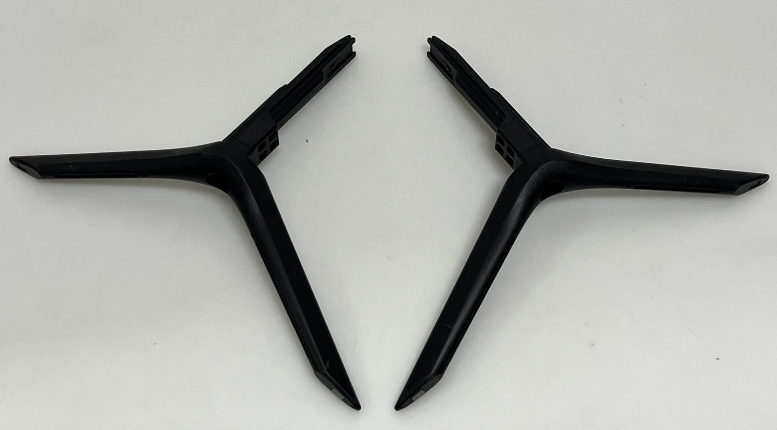 BN63-18574X006 stands for Samsung UE75TU7000K UE75TU8000K UE75TU7020KXXU