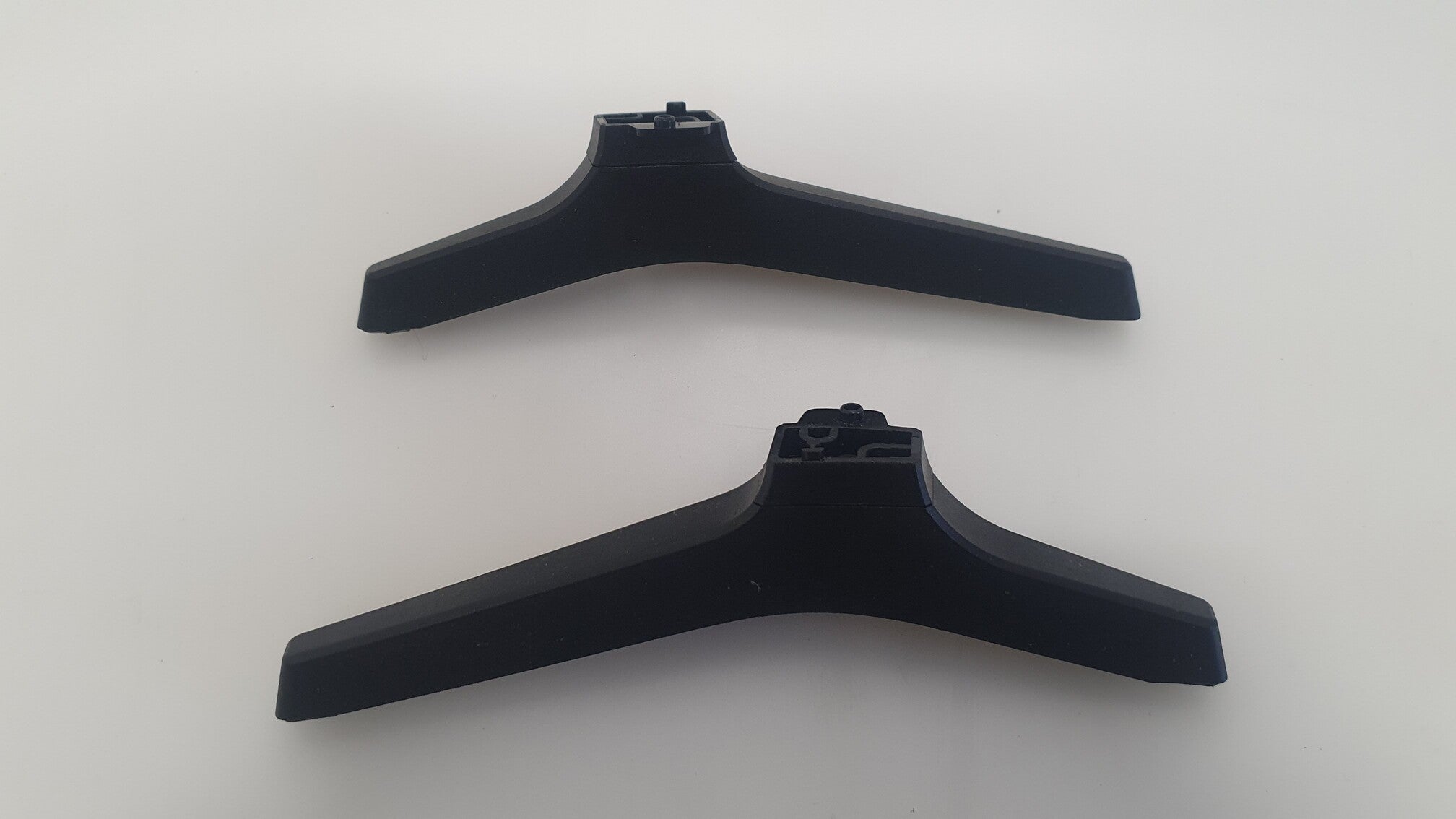 Leg stands for Blaupunkt BLA-40/148M