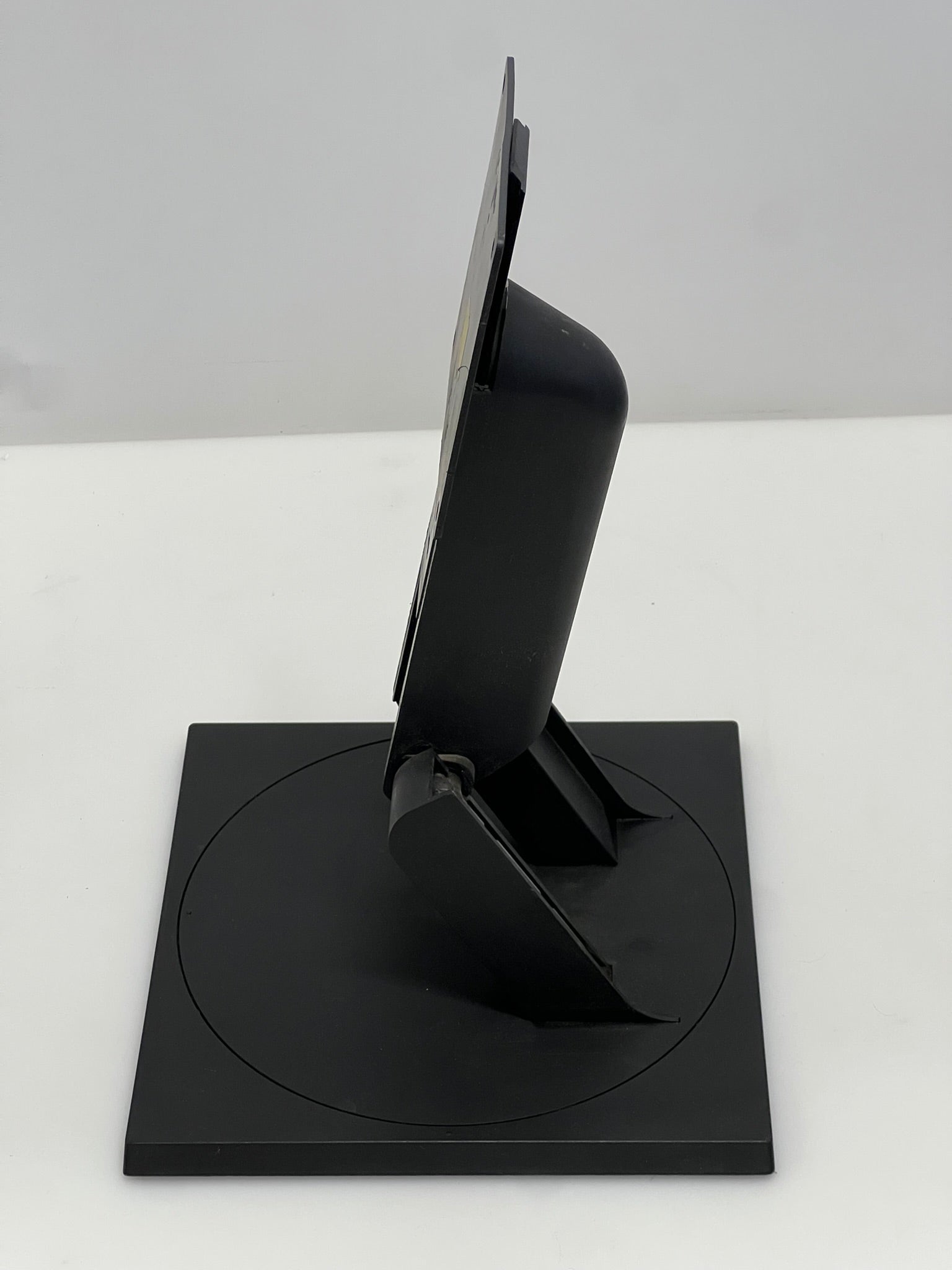 SAMSUNG LEG STAND – BN96-00521A
