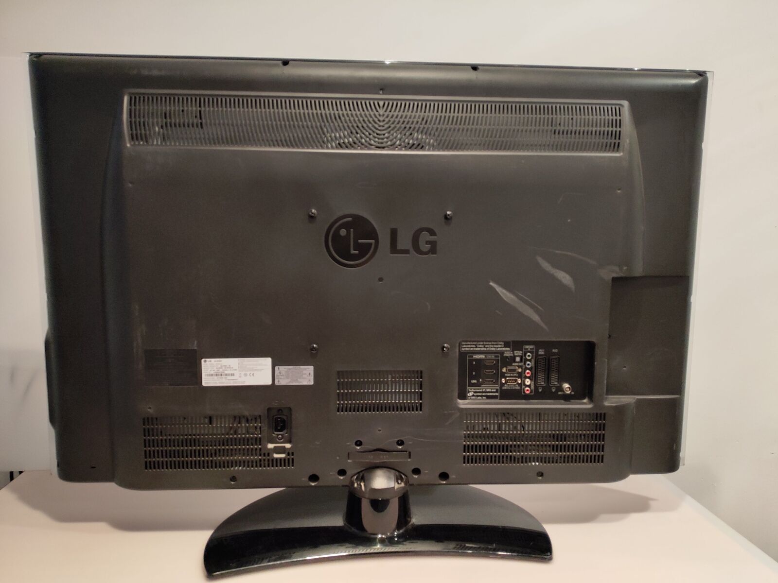 LG 42LH5000 42-inch LCD TV