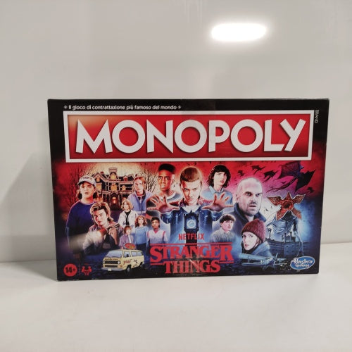 Ecost Customer Return Hasbro Gaming Monopoly Stranger Things Board Game, for Adults and Teenagers fr