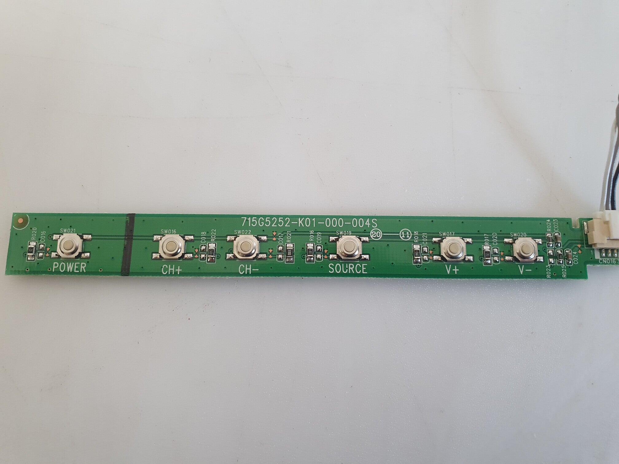Button 715G5252-K01-000-004S Philips 47PFL4007H/12