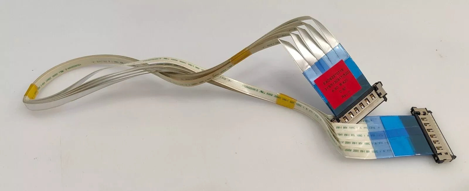 Mainboard to T-con (Matrix cable) EAD62370716 LG 42LN540V