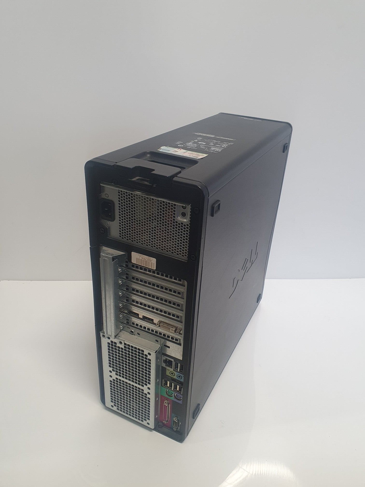Dell precision T3500 /Intel Xeon w3540/ 4GB/ Win 7