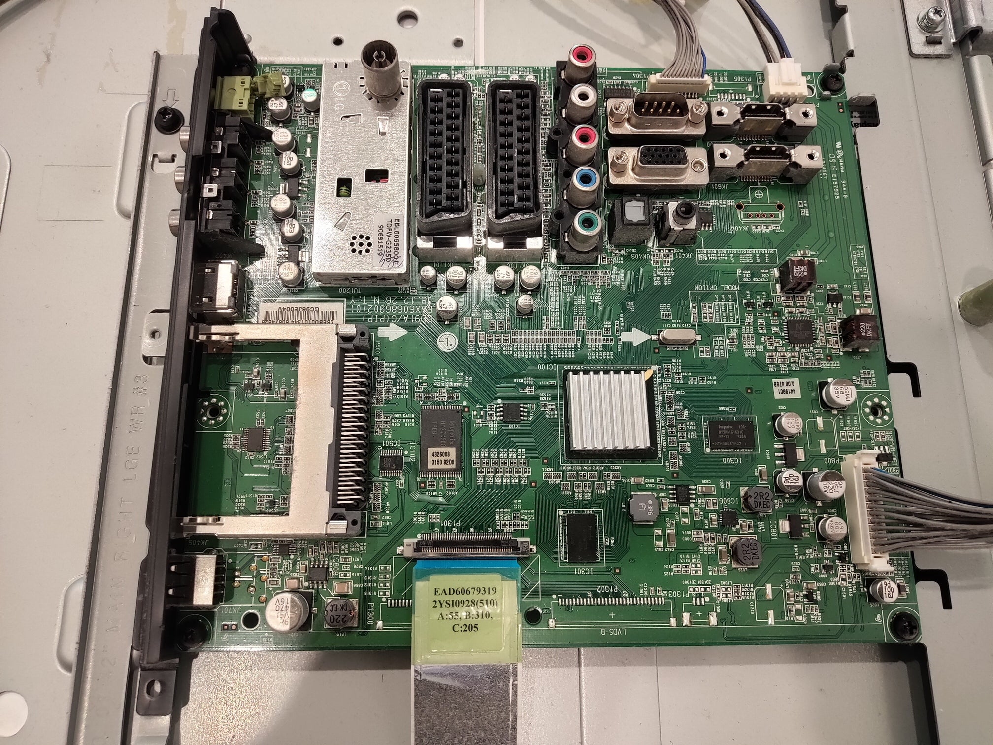 Mainboard EAX60686902 (0) 08.12.26 from LG 42LH4000