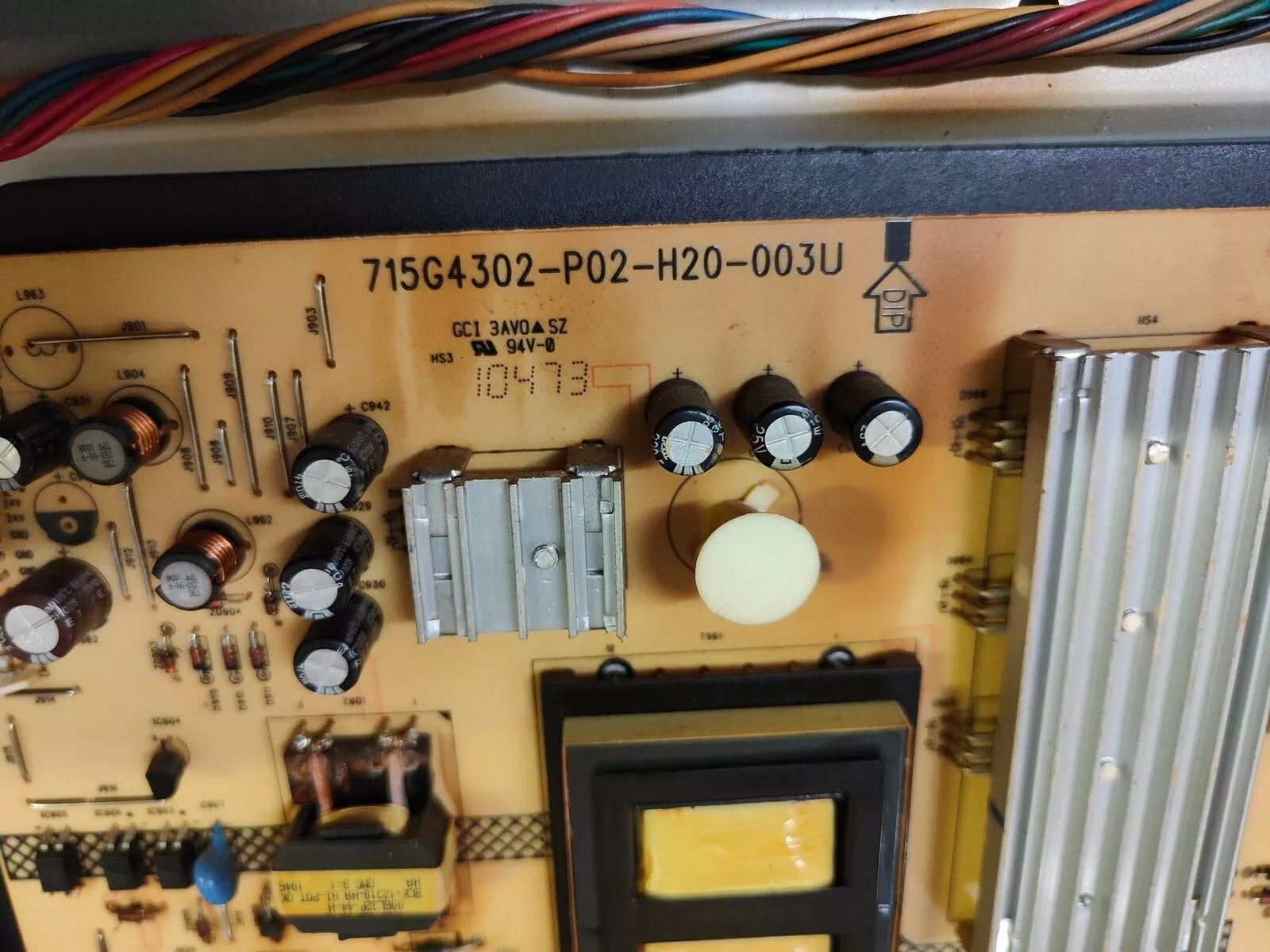 Power supply 715G4302-P02-H20-003U TOSHIBA 32SL738N