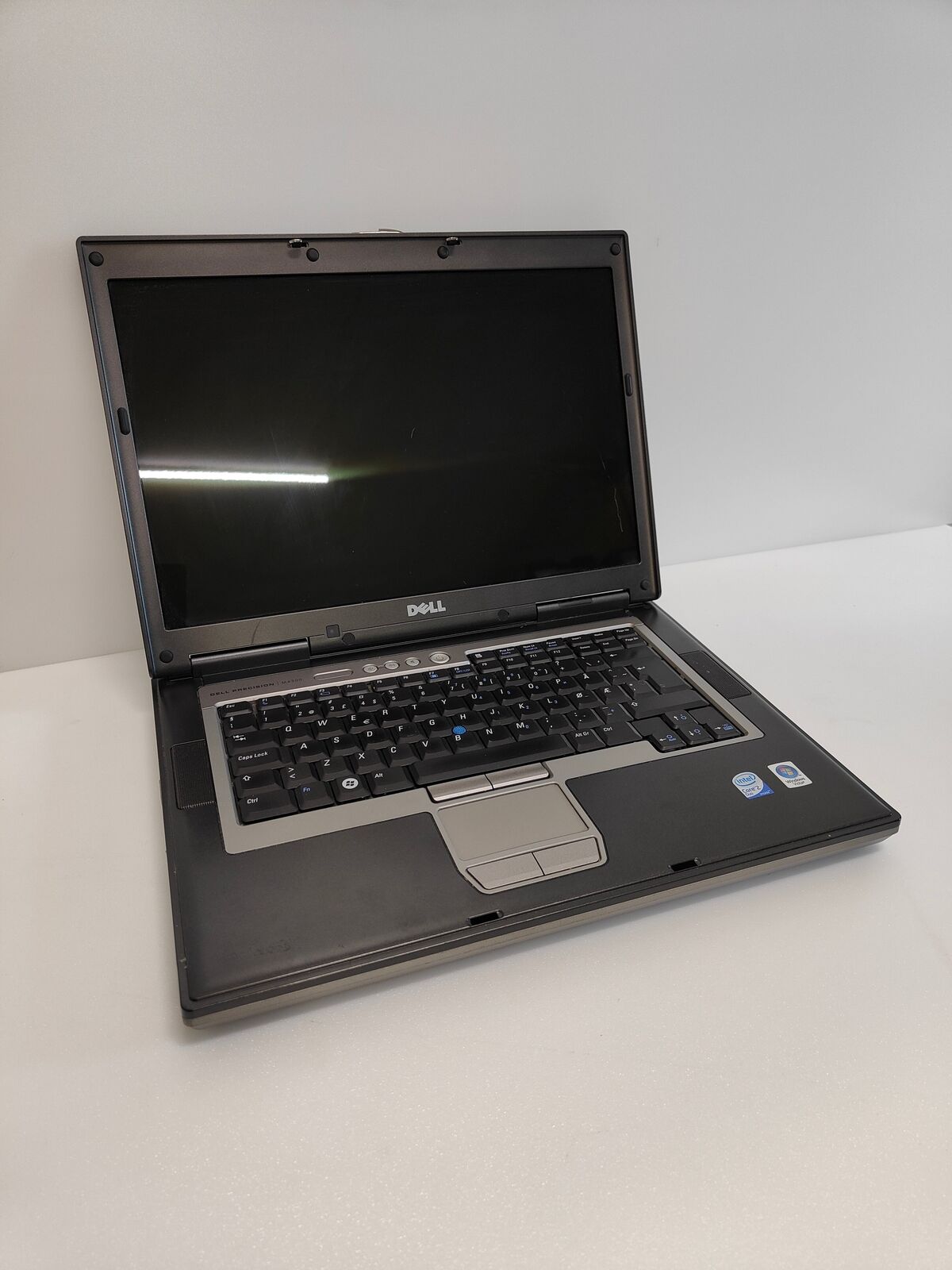 Dell Precision Mobile WorkStation M4300 / 15,4 inches /