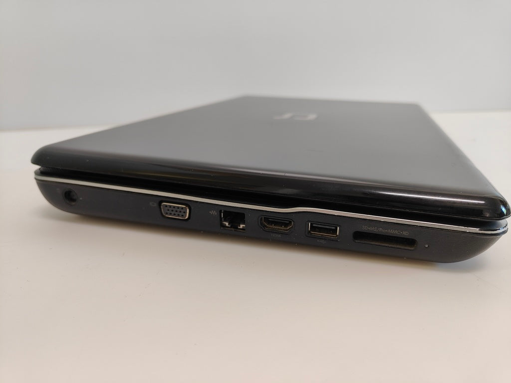 HP Compaq Presario CQ60 notebook /15.6 inches/ Pentium T4400/4GB/300 GB HDD
