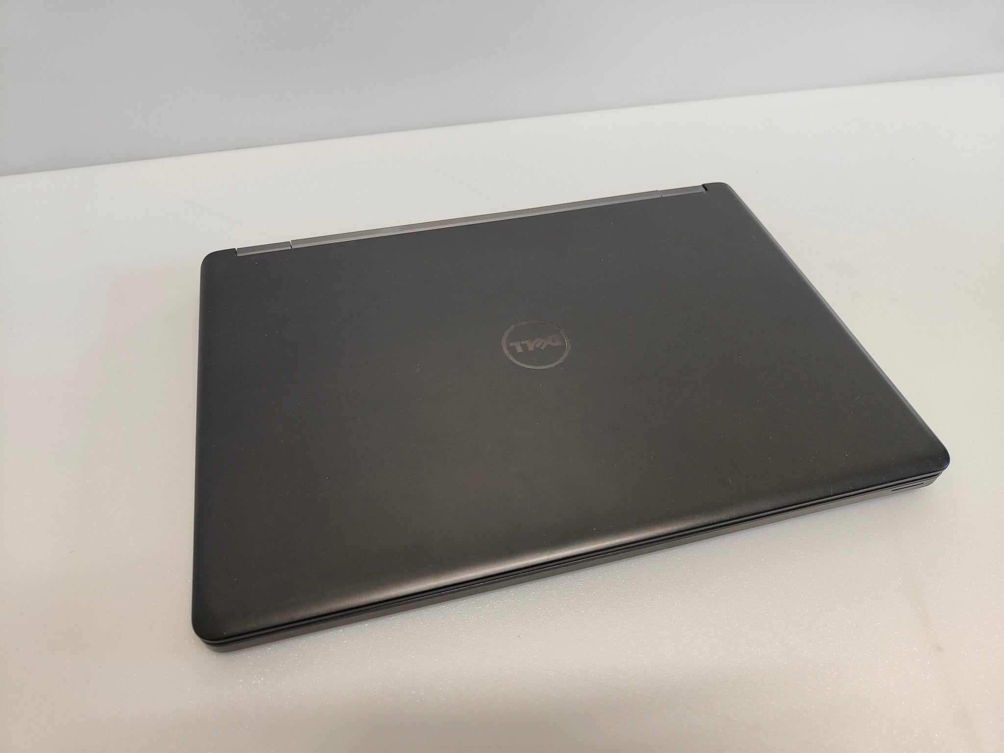 Dell Latitude E5450/14 Inch/i3 - 5010U/ 250GB/8 GB