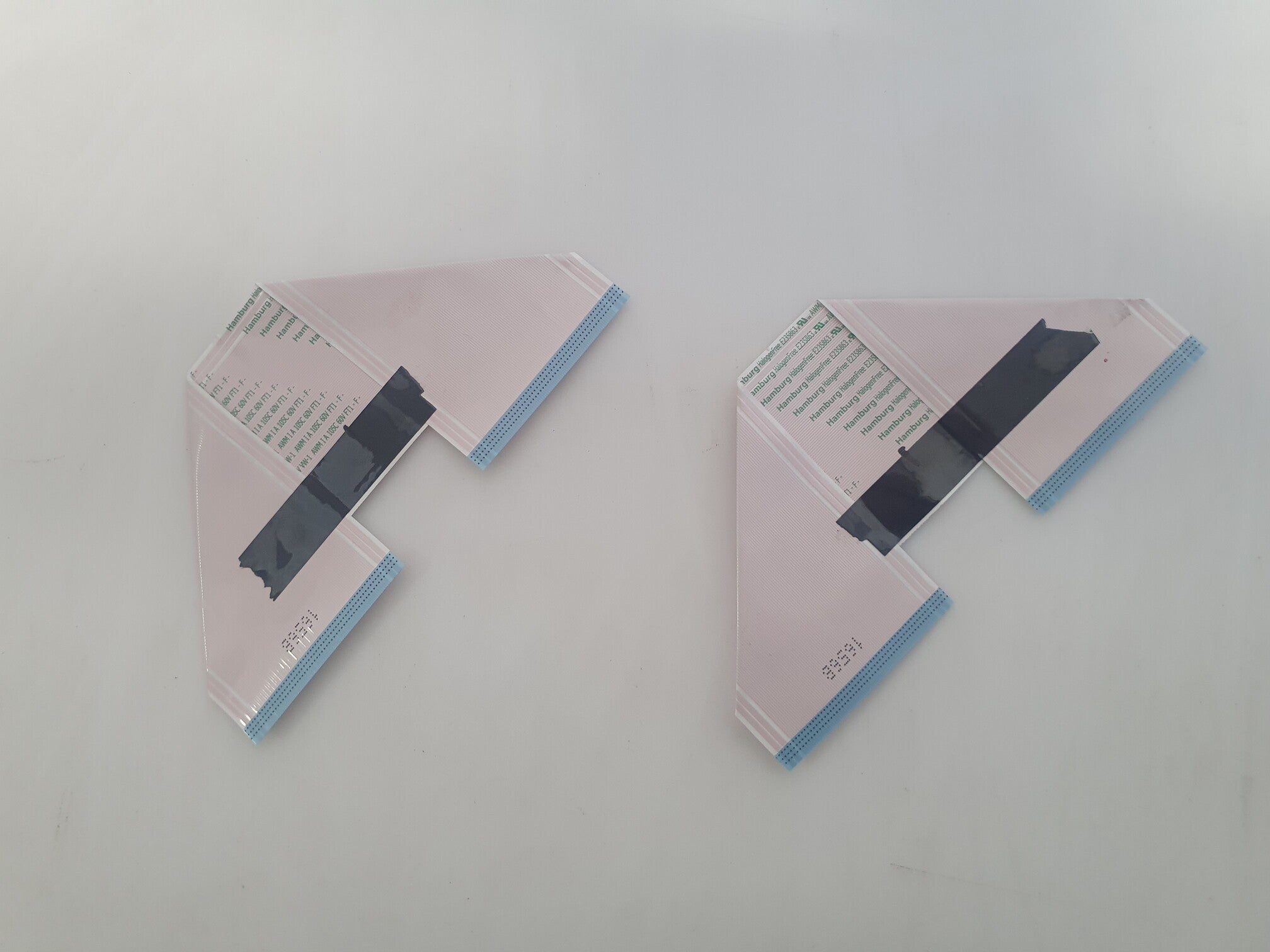 Flex Cables Hamburg HalogenFree E235863 AWM LG OLED65G26LA